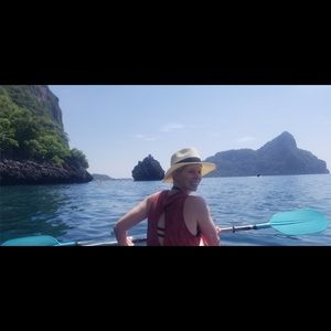 Meet your Posher, Elizabeth